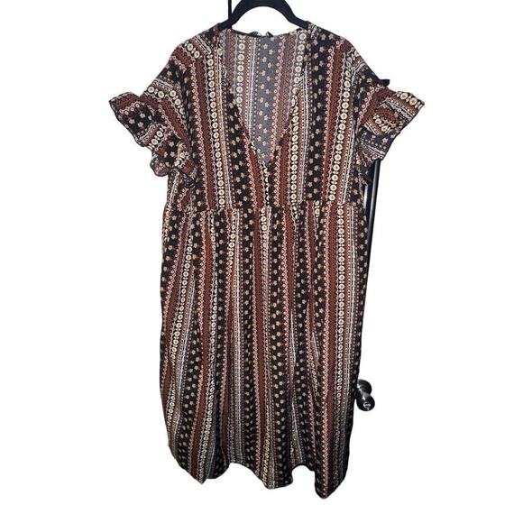 2/$25  Size • 10 • Medium  • BloomChic  • Boho Bandana Print Dress with Packets - Picture 3 of 3